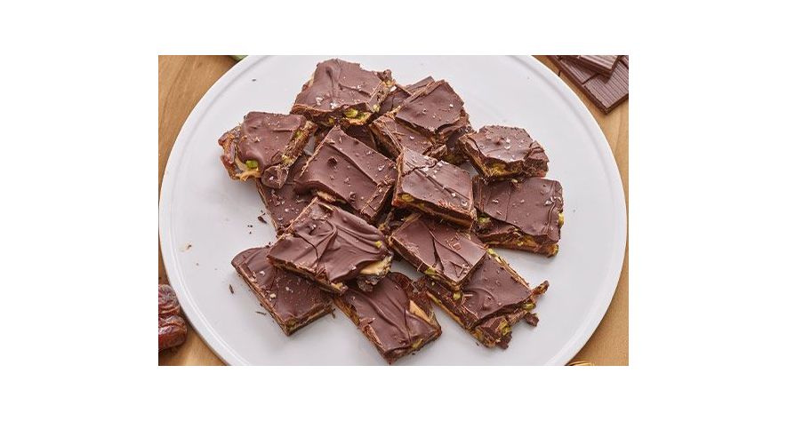 Recipes: Pistachio-and-Peanut Butter Date Bark