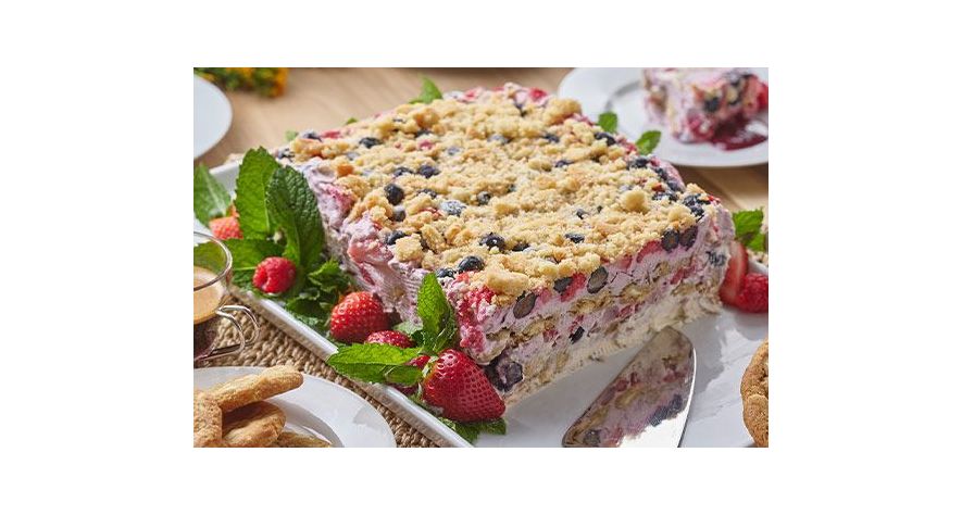 Recipes: Ice Box Cake with Berries and Mascarpone Whipped Cream