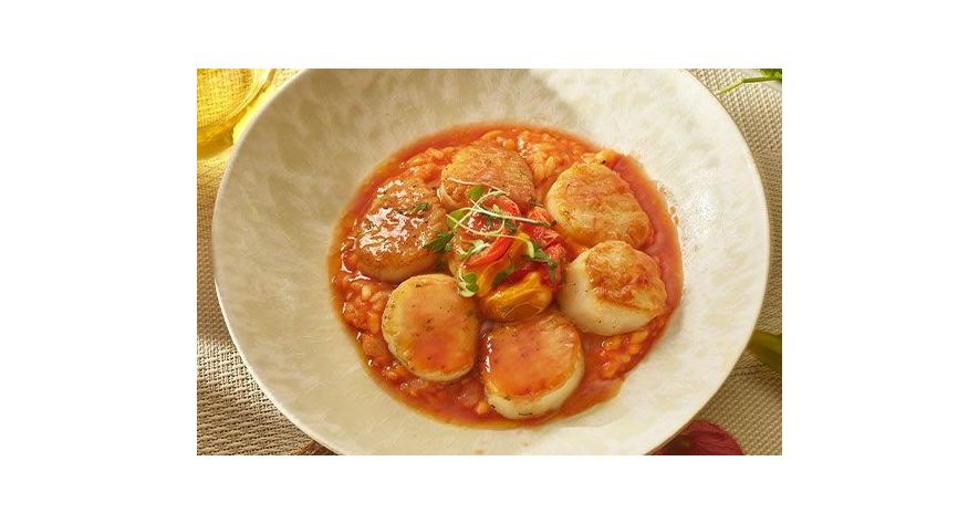 Recipes: Pan-Roasted Sea Scallops with Tomato Risotto