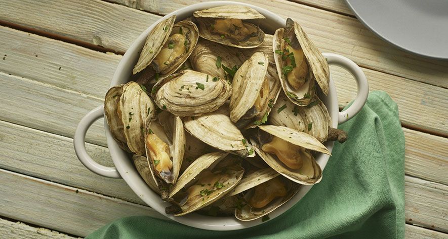 Recipes: White Wine Steamer Clams