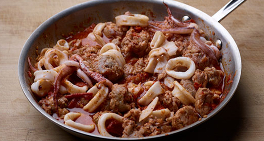 Pan-Roasted Monkfish With Lobster-Fennel Sauce
