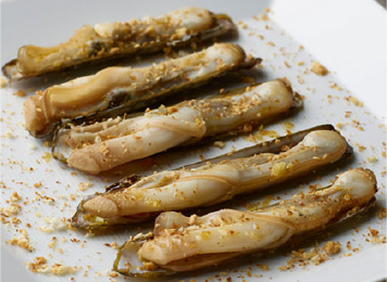 Pan-Cooked Razor Clams