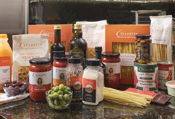 Olive oil, spaghetti, and clams